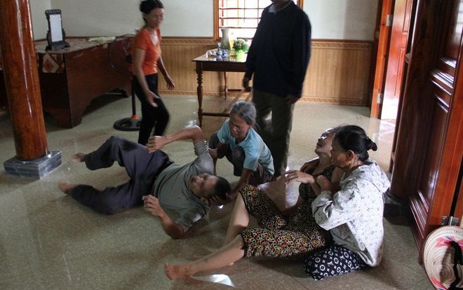 Tang thương xóm nghèo nơi 2 học sinh THPT đuối nước: 'Con nói thi tốt nghiệp  sẽ cố gắng làm bài điểm cao, vậy mà…'