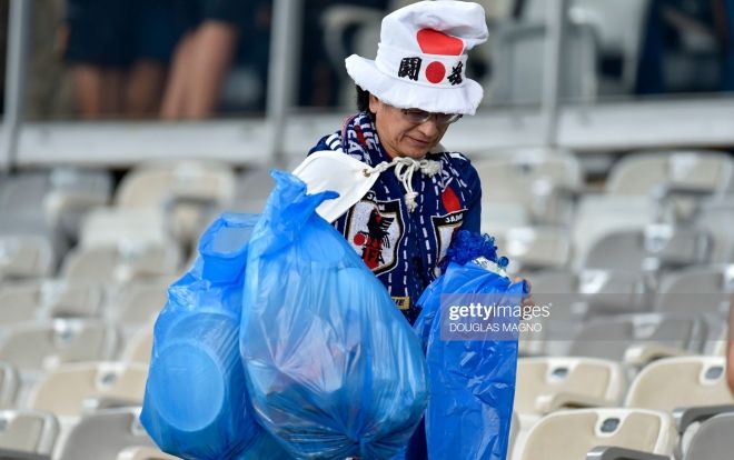 Bị loại khỏi Copa America, CĐV Nhật Bản vẫn để lại ấn tượng bởi hành động cực đẹp này