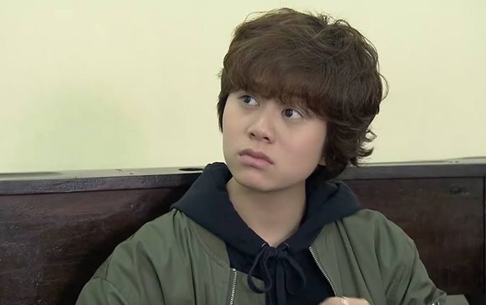 'Săm soi' sức hút của các diễn viên 'Về nhà đi con' trên Facebook: Người hot nhất chính là…