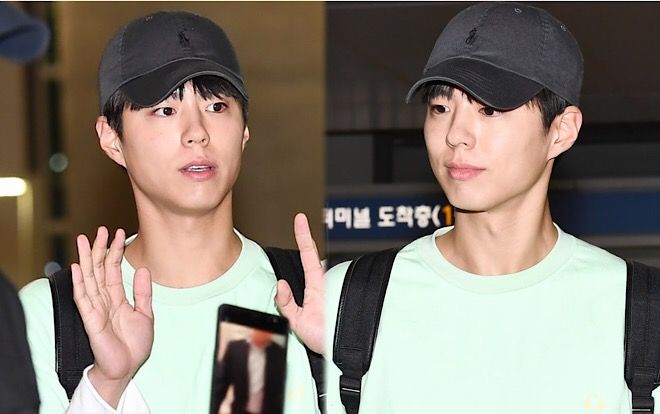 Park Bo Gum chuẩn nam thần mặt mộc tại sân bay, Knet: 'Đẹp như trong truyện tranh'