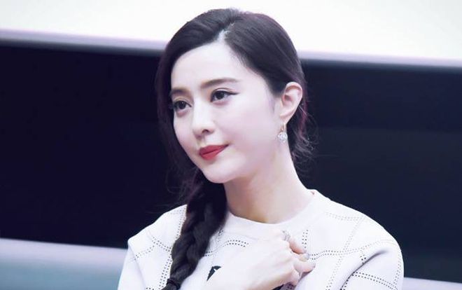 Studio Phạm Băng Băng chính thức khởi kiện tin đồn cô có thai, hài hước ví cũng do ăn nhiều bụng bự mà gây ra tất cả