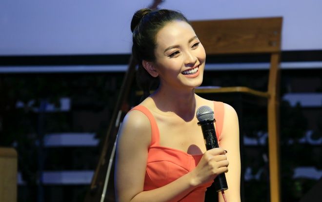 MC Huyền Trang tổ chức sinh nhật ấm cúng bên bạn bè và fan hâm mộ