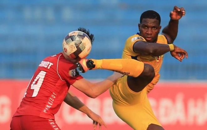 Còn ai chê chuyện bầu Đức thẳng tay thanh lý 'siêu ngoại binh'?