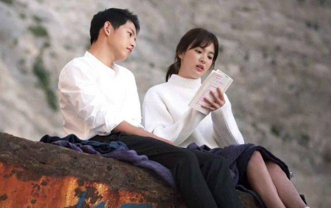 Vì sao Song Joong Ki có thể vượt qua đổ vỡ hôn nhân dễ dàng hơn Song Hye Kyo?