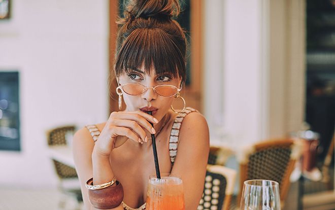 Ghi sổ bí quyết làm đẹp mùa hè của beauty blogger số một thế giới Camila Coelho