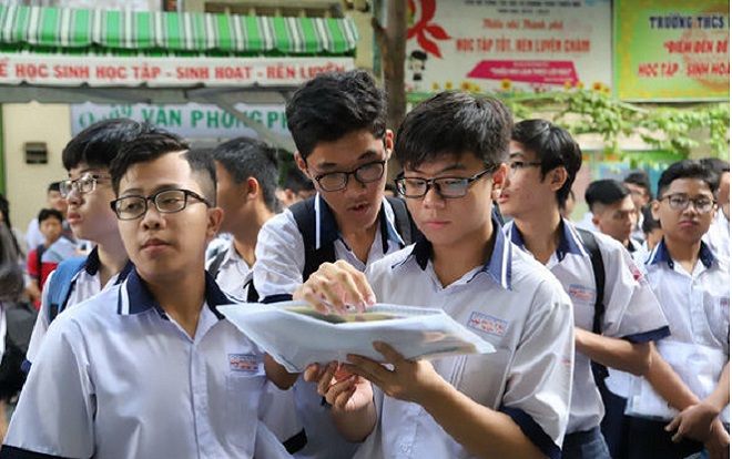 Sáng nay (3/7), TP.HCM công bố điểm chuẩn vào lớp 10
