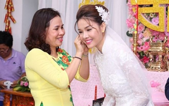 Hé lộ mối quan hệ giữa Kỳ Hân và bố mẹ Mạc Hồng Quân