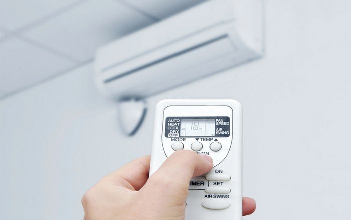 Mẹo dùng điều hoà vừa tiết kiệm vừa không bị khô da vào những ngày mưa