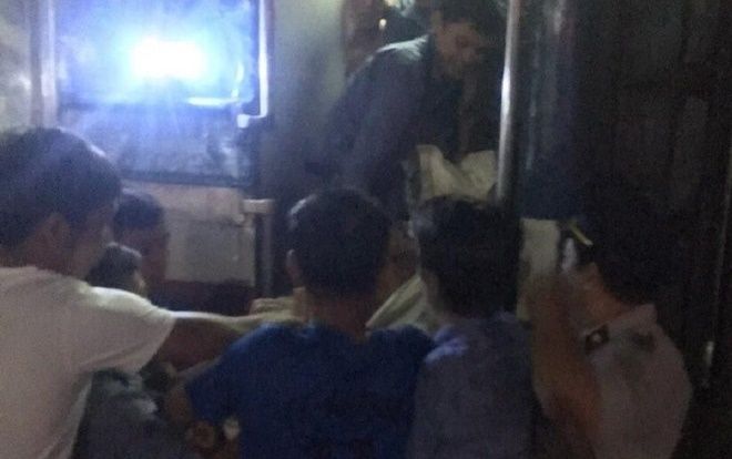 Nhân viên tàu SE10 đỡ đẻ thành công cho sản phụ sinh con trên tàu