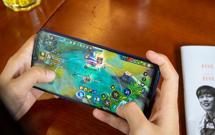 Đánh giá khả năng chơi game liên tục 1 ngày trên Realme 3 Pro: Ngoài cấu hình mạnh mẽ còn nhiều trang bị đáng chú ý!