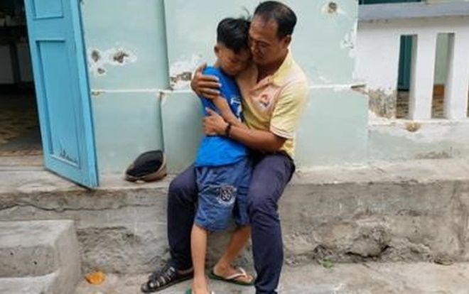 Vụ bé trai đi lạc 4 tháng ở Sài Gòn: Từng cương quyết giấu tung tích của mình cũng như thông tin về cha