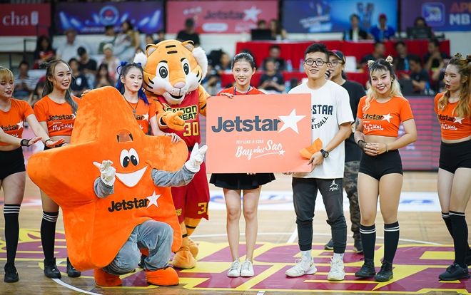 Những ‘Hotgirl’ Jetstar Pacific ‘đốt cháy’ không khí VBA 2019