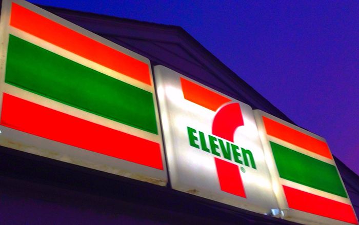 Khách hàng 7-Eleven tại Nhật mất nửa triệu USD vì sự cố bất ngờ