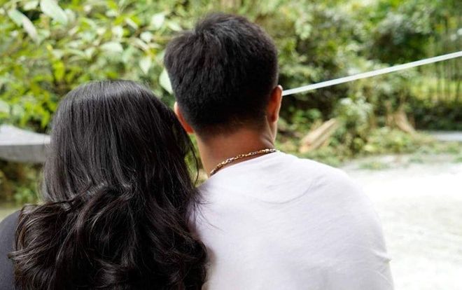 Hà Đức Chinh công khai bạn gái xinh đẹp: Fan bảo cưới nhanh đi!