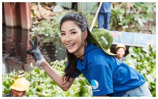 Khoảnh khắc đẹp của Hoàng Thùy: Dù đang niềng răng vẫn cười tươi hết cỡ, thần thái rạng ngời đây chứ đâu!