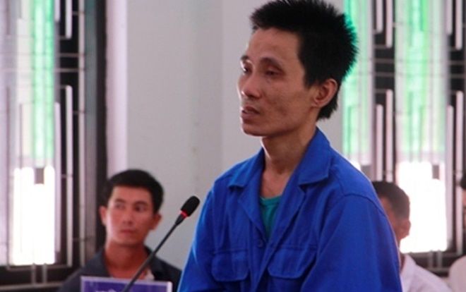 Bé gái ở nhà một mình bị cướp sát hại, lấy dây chuyền vàng