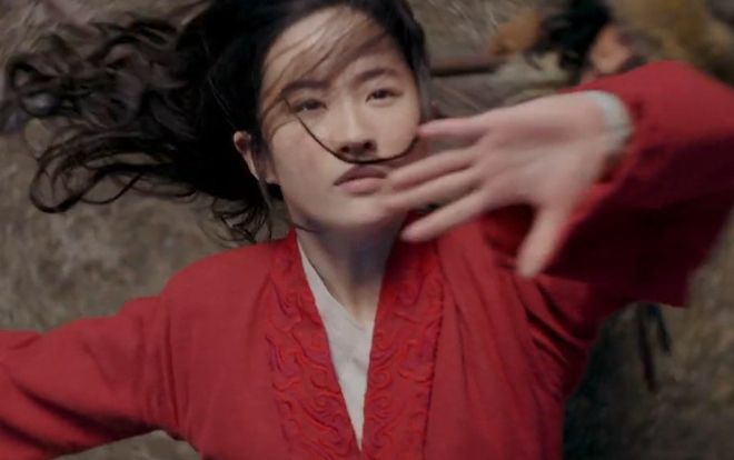 Tranh cãi diễn xuất Lưu Diệc Phi trong trailer 'Hoa Mộc Lan': Là khán giả quá khắt khe hay 'độ đơ' của cô nàng ngàn năm không đổi?