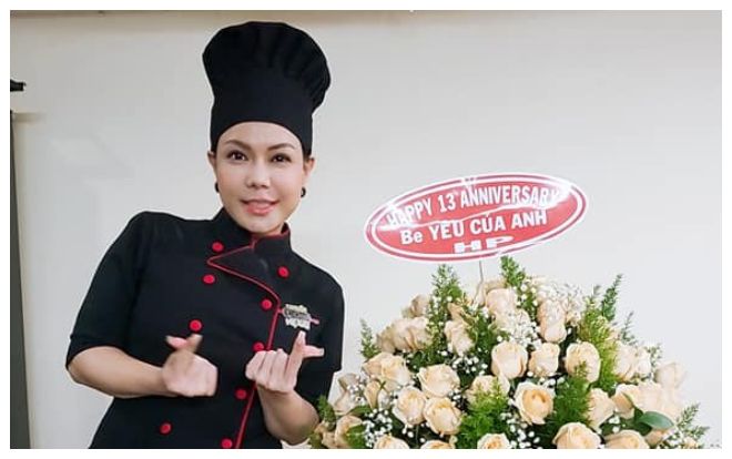 Việt Hương được ông xã gửi hoa và gọi 'bé yêu' tình tứ dù đã gần 50 tuổi