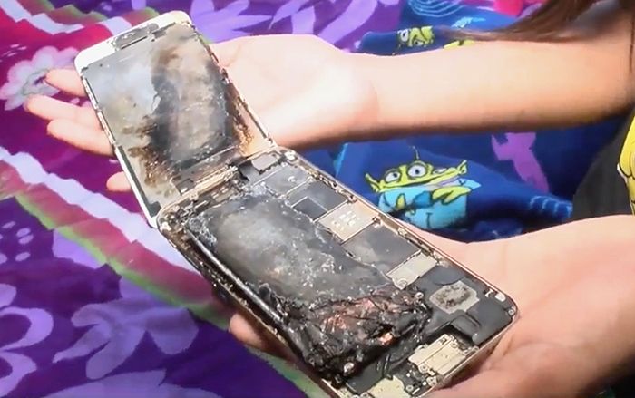 Một chiếc iPhone 6 của bé gái 11 tuổi lại bốc cháy dữ dội