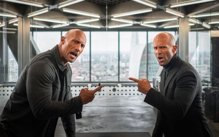 Khách mời họp báo ra mắt Fast & Furious: Hobbs & Shaw hỗn loạn chạy khỏi rạp do cháy