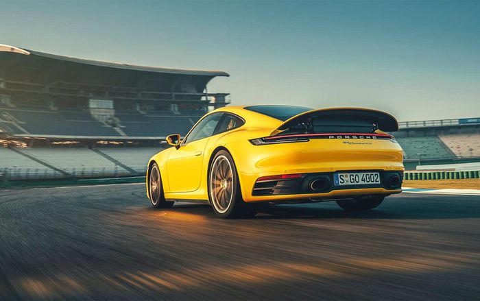 Porsche chỉ xuất xưởng 2 chiếc xe giống nhau trong 1 năm, lý do sẽ khiến bạn bất ngờ