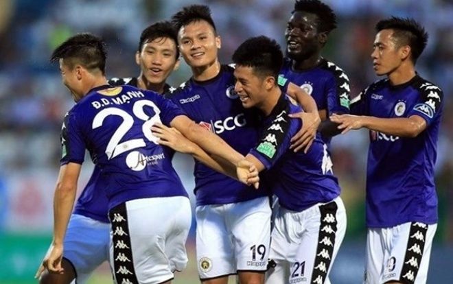 Clip: Văn Quyết kiến tạo thành bàn, HAGL sớm thủng lưới