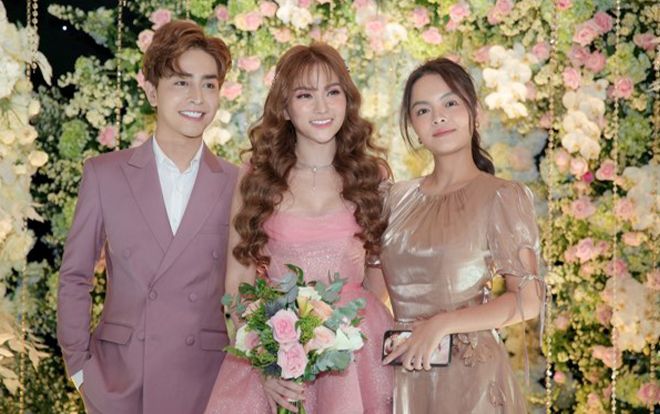 Phạm Quỳnh Anh, Mắt Ngọc đến chúc mừng hạnh phúc trăm năm của Thu Thủy