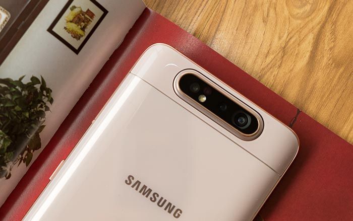 Mở hộp Samsung Galaxy A80: Thiết kế quyến rũ kèm camera xoay trượt 180 độ