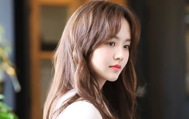 Kim So Hyun bị tai nạn khi quay phim cổ trang 'Mung Bean Chronicle'