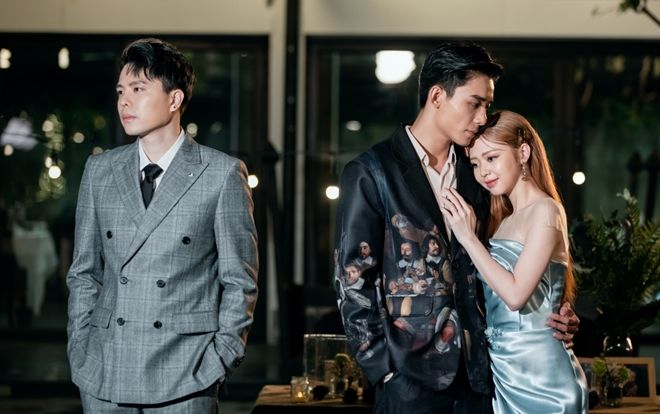 Vuột mất Liz Kim Cương dù chỉ 'một phút', Trịnh Thăng Bình xót xa nhìn người yêu chịu thiệt thòi