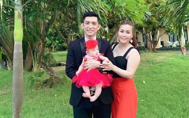 Chồng cũ Phi Thanh Vân khoe hình ảnh đoàn tụ với vợ đại gia mới và con gái