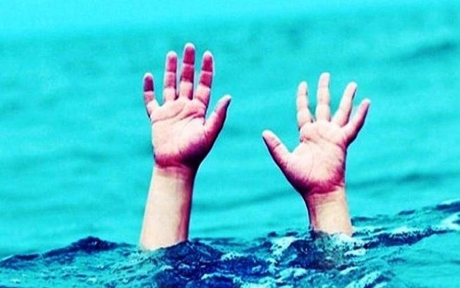 2 anh em ruột đuối nước thương tâm dưới ao sâu cách nhà 10m