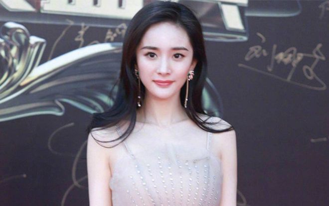 Dương Mịch phủ nhận việc xa gia đình, nhắc đến sở thích và tôn trọng quyết định của con gái