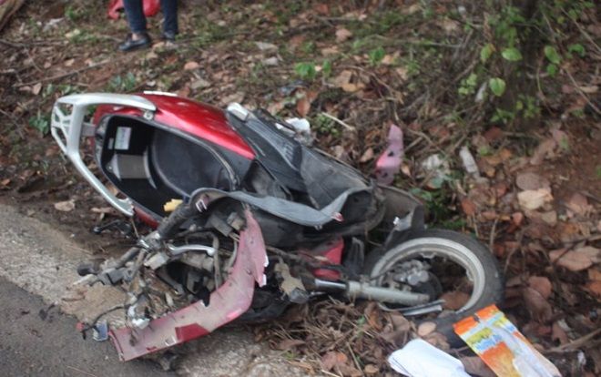 Tài xế taxi 19 tuổi chạy tốc độ cao lấn làn tông tử vong 2 cô cháu