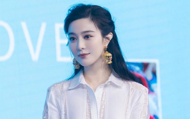 Phạm Băng Băng trực tiếp đáp trả tin đồn mang thai: 'Tôi chưa từng làm mẹ'