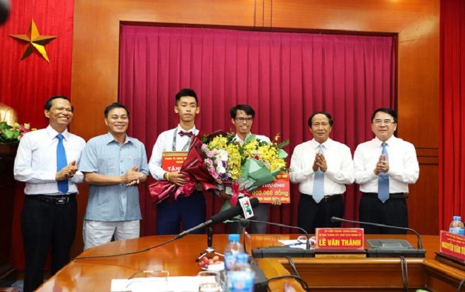 Nam sinh đoạt huy chương vàng kỳ thi Olympic Toán quốc tế nhận thưởng 500 triệu đồng