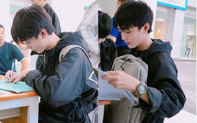 Đến trường làm thủ tục nhập học, tân sinh viên Đak Nông khiến hội chị em 'rụng tim' với vẻ ngoài cực điển trai