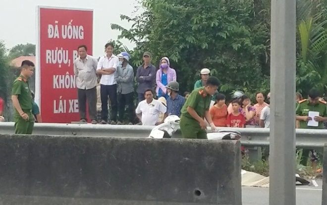 Nam thanh niên chặn xe đâm tử vong bạn gái rồi định nhảy cầu tự tử ở Sài Gòn