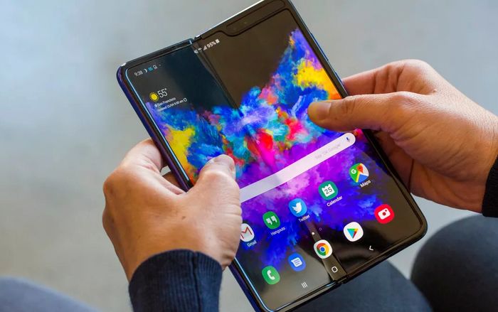 Samsung chính thức xác nhận thời điểm điện thoại gập Galaxy Fold quay trở lại đường đua
