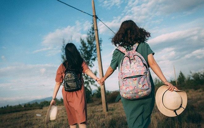 6 cặp cung hoàng đạo càng chơi càng thân, không khác gì chị em ruột thịt