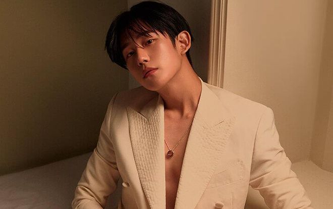 Jung Hae In gợi cảm trên bìa tạp chí Elle, háo hức chờ 'Tune in for Love' cùng Kim Go Eun ra mắt