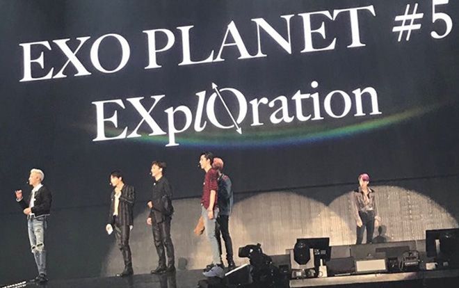 Dở khóc dở cười: Concert EXO bất ngờ xuất hiện chú chuột và đây là phản ứng thú vị của các thành viên