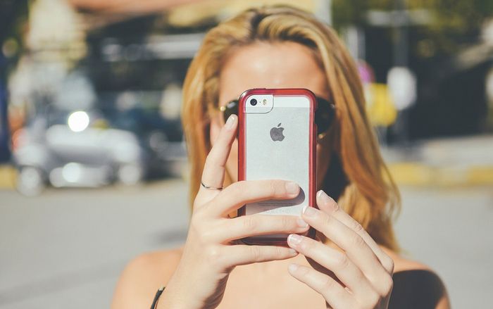 Những hậu quả khôn lường khi sử dụng smartphone trong thời tiết nóng
