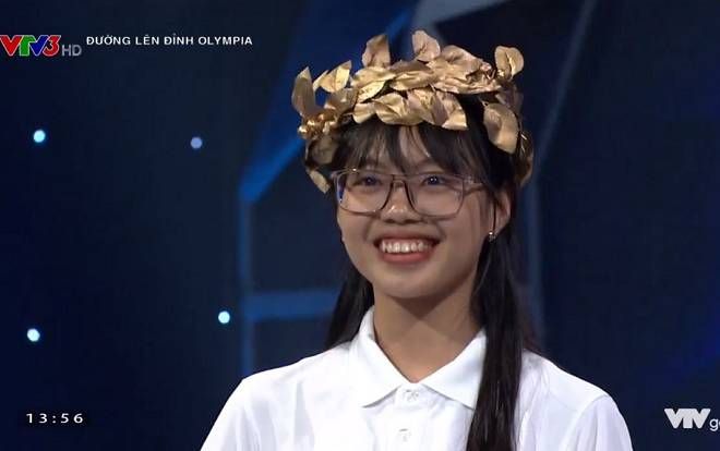 Nữ sinh chuyên Cao Bằng tự nhận mình là đầu gấu, xuất sắc giành vòng nguyệt quế tại Đường lên đỉnh Olympia