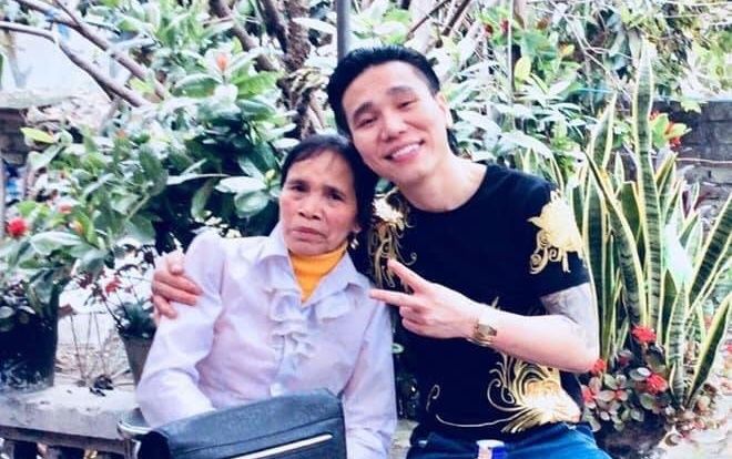 Cuộc sống lam lũ, khắc khổ của mẹ ca sĩ Châu Việt Cường trước khi bị tàu hỏa tông tử vong