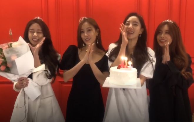 T-ara livestream thổi nến kỉ niệm 10 năm debut: Hạnh phúc sẽ gấp bội nếu như có cả Boram và Soyeon