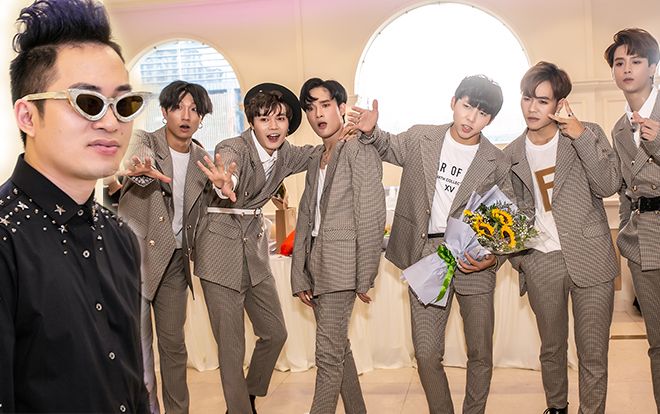 Tùng Dương: 'Tân binh CZB sẽ là nhân tố khiến tương lai nhóm nhạc Việt rực sáng'