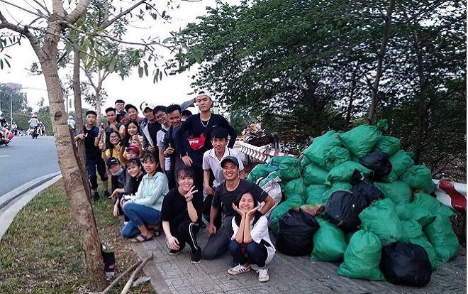 Đội 'Dọn rác Làng Đại học' của sinh viên ĐHQG TPHCM: Quy mô nhỏ - Tinh thần lớn, hưởng ứng xu hướng sống xanh với môi trường