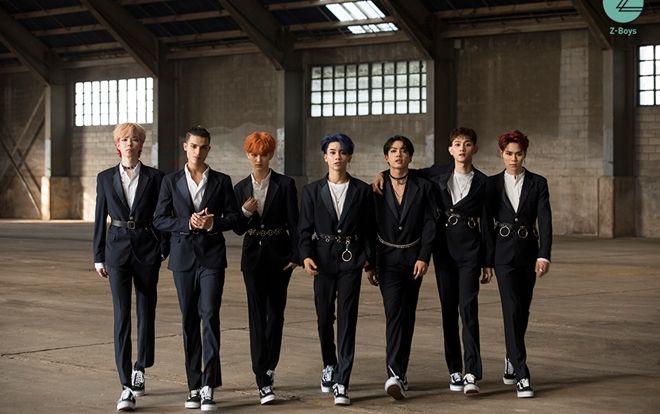 Sau 'cặp' MV debut triệu views, hai nhóm nhạc đa quốc tịch lại khiến fan Kpop quốc tế chao đảo với MV mới toanh