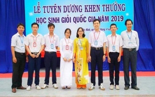 ‘Mưa’ điểm 0 ‘bất thường’ tại Tây Ninh suýt đánh rớt tốt nghiệp học sinh giỏi quốc gia